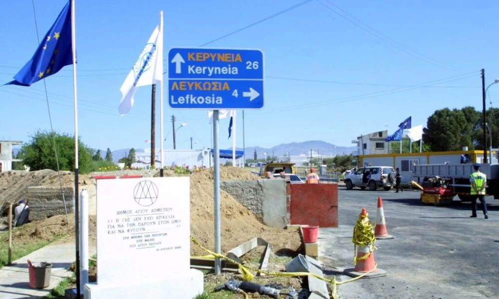 “Δασκαλεμένοι” οι Τουρκοκύπριοι καλούν την ΕΕ να μείνει εκτός συνομιλιών-Απομονωμένοι και στην Κύπρο οι Τούρκοι